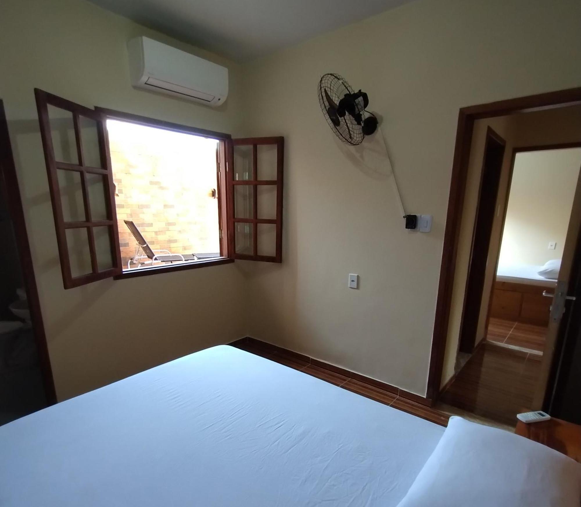 Casa amarela da Prainha de Mambucaba (10 pessoas) Araquari Exterior foto